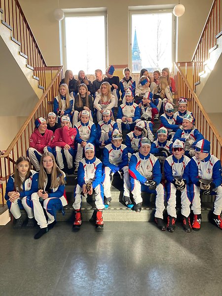 Medeplad Ski Team 2024 lagbil2